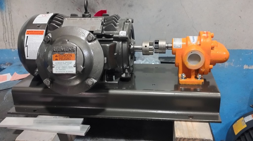 G-PUMPS KD-4 CON MOTOR APX DE 2 HP 4 POLOS