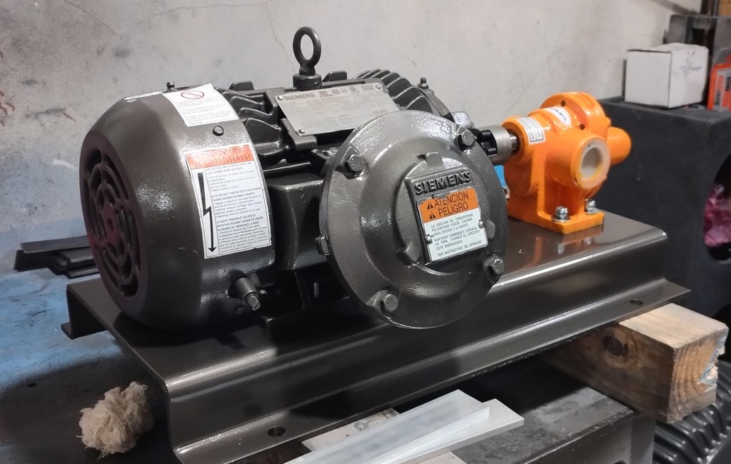 G-PUMPS KD-4 CON MOTOR APX DE 2 HP 4 POLOS