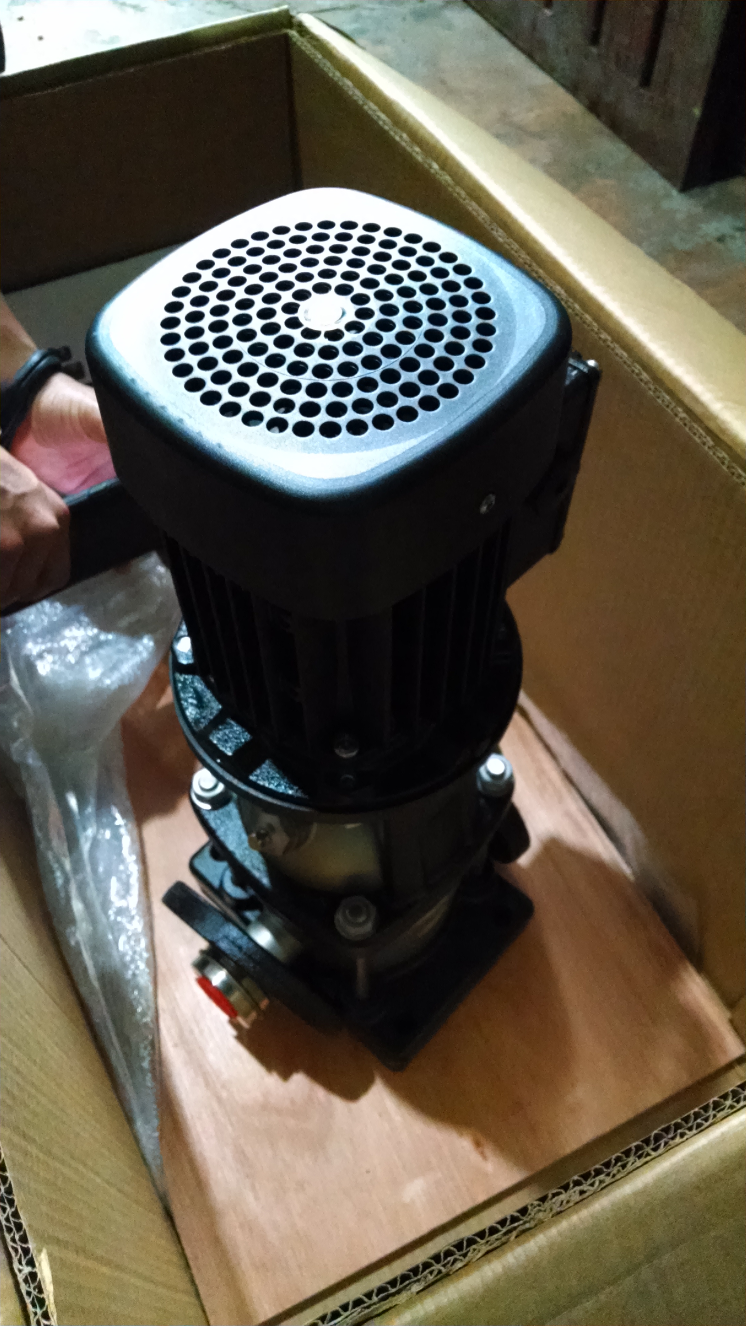 ECOFLUSA GRUNDFOS CR