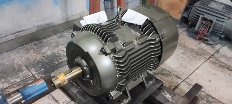 ABB GP100 DE 15 HP 4 POLOS